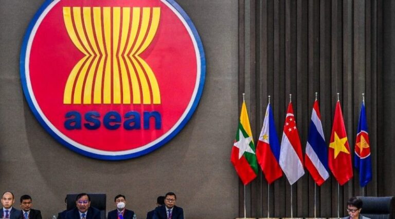 Menteri Luar Negeri Indonesia Soroti Upaya Stabilitas Daerah
