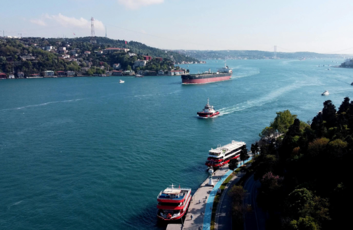 Negosiasi AS-Iran di Ujung Tanduk, Selat Hormuz Tetap Jadi Zona Rawan Bagi Kapal Indonesia