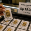 Harga Emas Antam Hari Ini Turun Rp15.000 per Gram