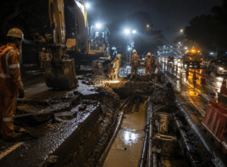 Pemprov DKI Kebut Perbaikan Jalan Amblas di Lenteng Agung, Lajur Kanan Arah Depok Dibongkar