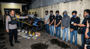 Polisi Bongkar Sindikat Jambret dan Penadah Emas di Jakbar Hari Ini