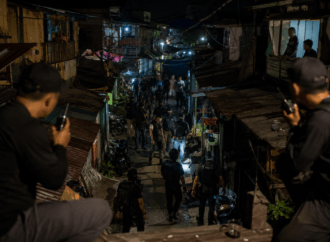 Bareskrim Bongkar Kampung Narkoba Samarinda, Dijaga Puluhan Pengawas Pakai HT