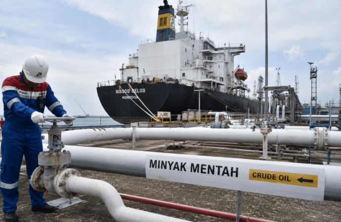 KESDM Cari Skema Ideal untuk Impor 150 Juta Barel Minyak Rusia