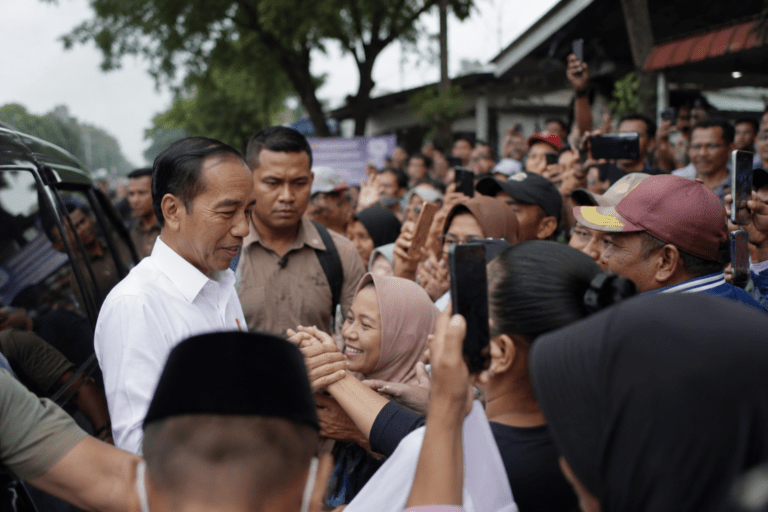 Safari Politik Jokowi Dinilai Jadi Upaya Perkuat Basis PSI Jelang Pemilu 2029