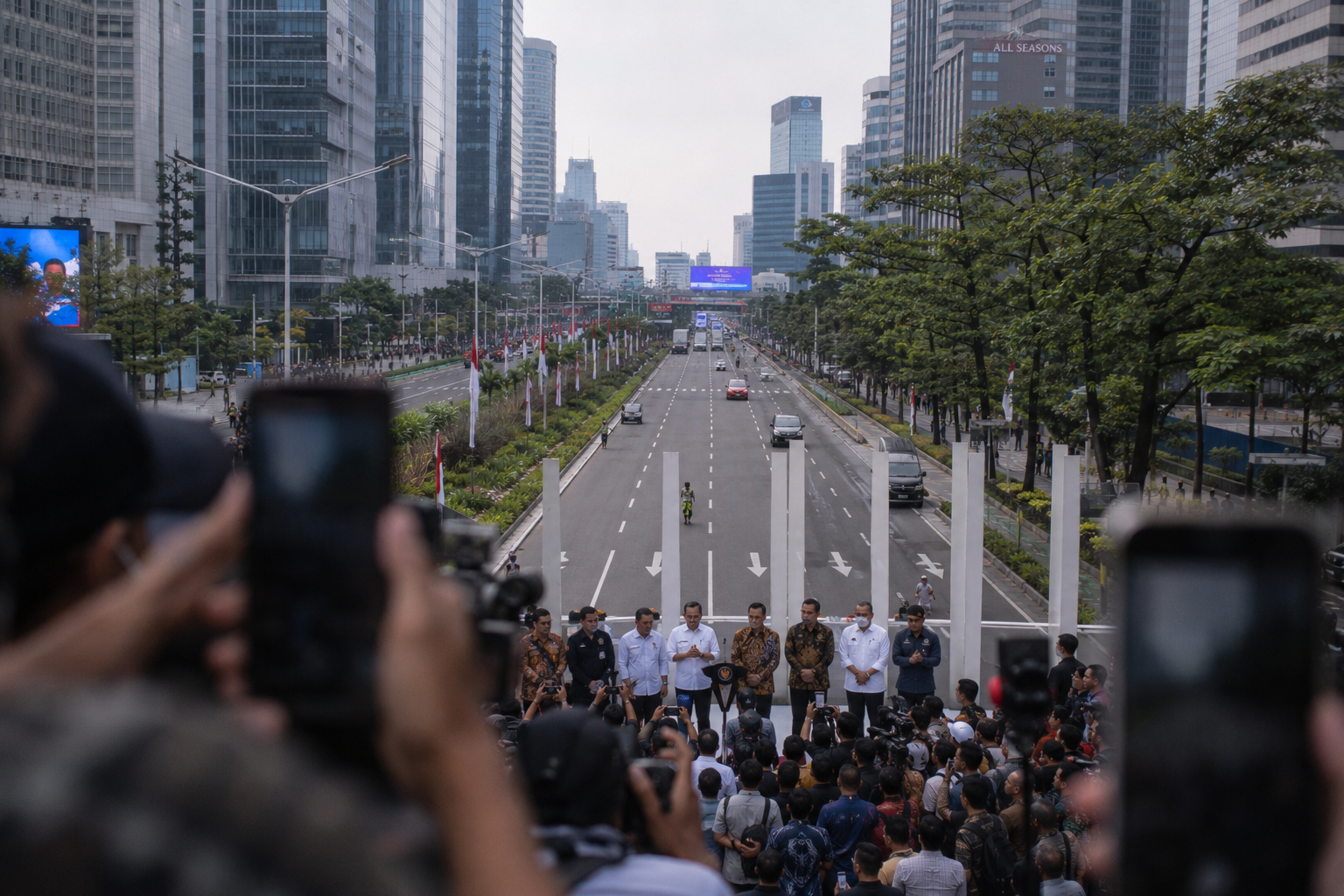 Pramono Resmikan Wajah Baru Jalan Rasuna Said, Tiang Monorel yang Mangkrak Akhirnya Hilang