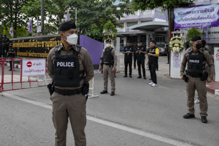 Pelaku Penembakan Sekolah di Thailand Diduga Membunuh Anggota Keluarga
