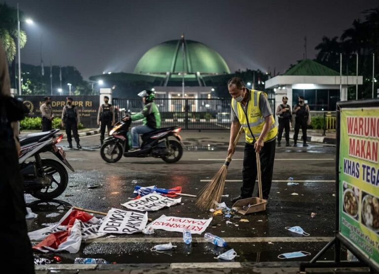 Situasi Gedung DPR Berangsur Kondusif Pasca Demonstrasi 